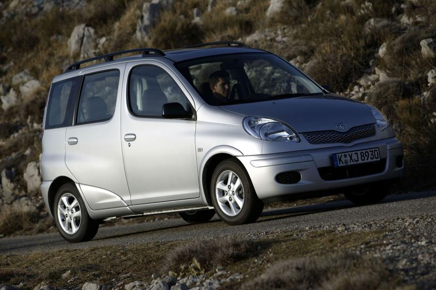 Toyota Yaris Verso '2003